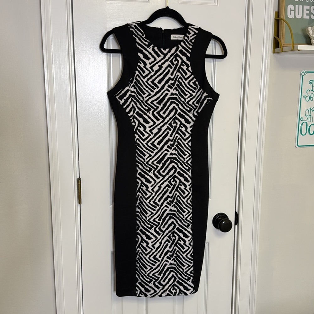 Calvin Klein Black and White Sheath Dress Knee-Length Halter for Cocktail - Picture 4 of 7